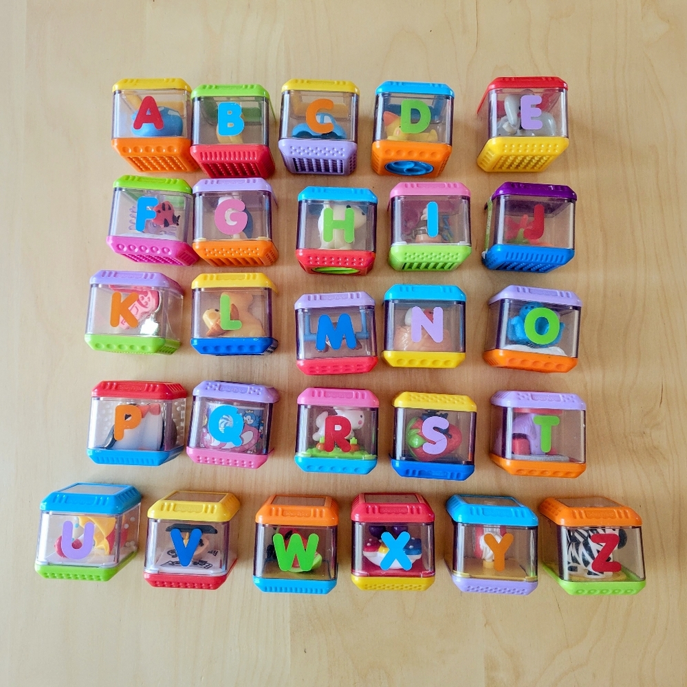 Fisher Price Peek a Boo Blocks Alphabet A-Z Toy